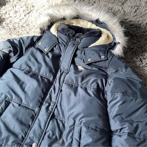 SOLD Abercrombie Kids Blue and White Puffer Parka Jacket w/ Removable Faux Fur